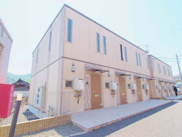 エクレール雲願寺　B棟の外観