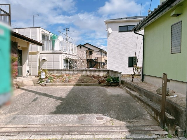 中古戸建　郡山市安積北井2丁目　安積第一小・安積中の駐車場|現況1台ですが、庭部分に拡張し3台駐車可能に！
