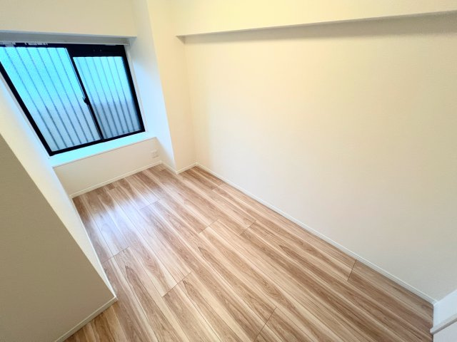 ダイアパレス西立川の洋室