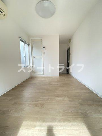 大阪市淀川区東三国６丁目の賃貸マンションの収納