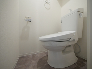 【トイレ】 | セレニテ南堀江エクラ | 落ち着いたトイレです