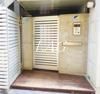 【エントランス】 | 三鶴屋ハウス | エントランスです。