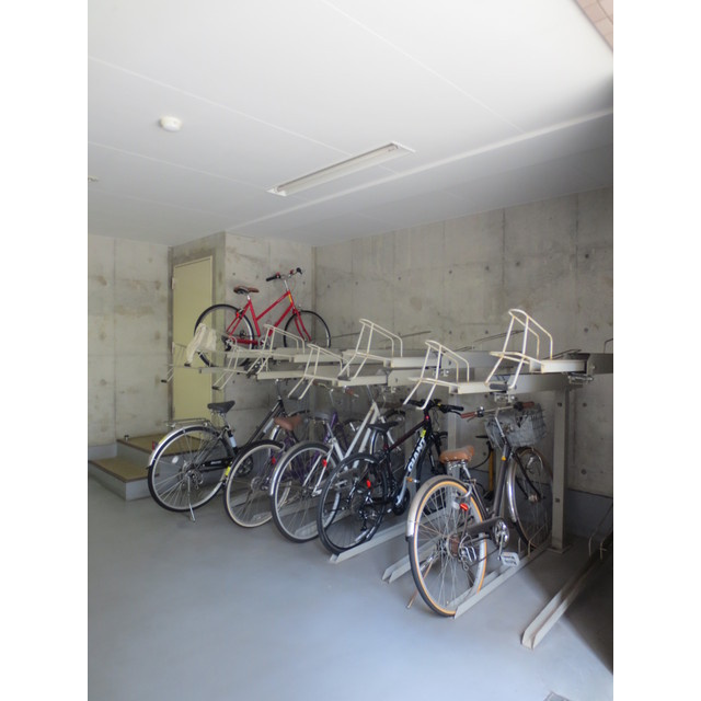 サンピエス河田町のその他共用部分|駐輪場