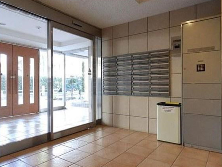 サンピエス河田町のロビー