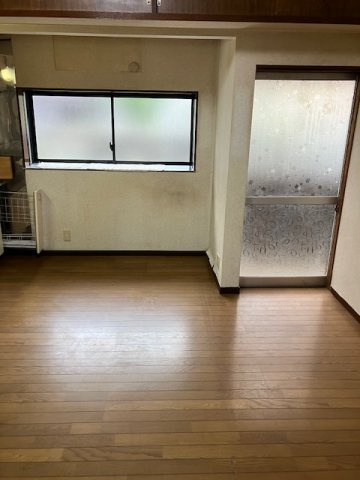 敦賀市新松島町中古戸建のキッチン