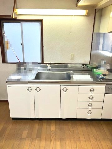 敦賀市新松島町中古戸建のキッチン