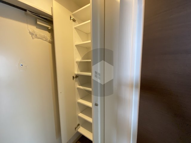 グラッドハイツの収納