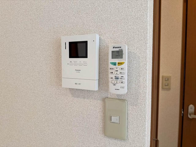 【セキュリティ】 | ウエストタウン | 防犯対策に有効なカメラ付きインターホン！録画機能が付いているので留守中の訪問者まで確認できます♪