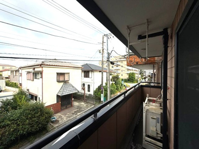 【バルコニー】 | ウエストタウン | バルコニーからの眺望です♪2階にあるので人目が気にならないのが嬉しいですよね☆