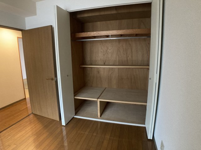 ベガ中上の収納|各部屋に収納スペースを完備