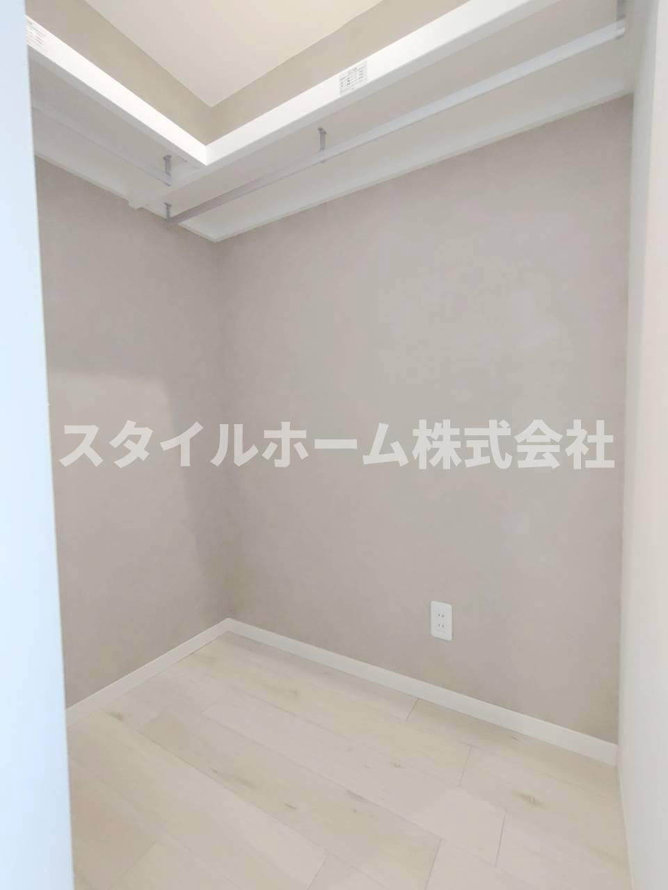 フレグランススズキAの収納|同建物内別部屋（間取り違います。）の写真です。
