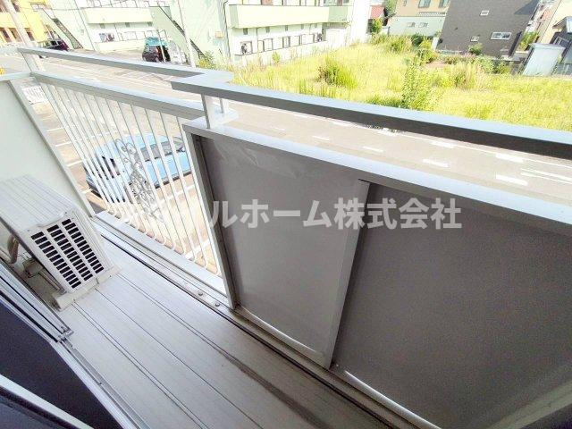 フレグランススズキAのバルコニー|同建物内別部屋（間取り違います。）の写真です。