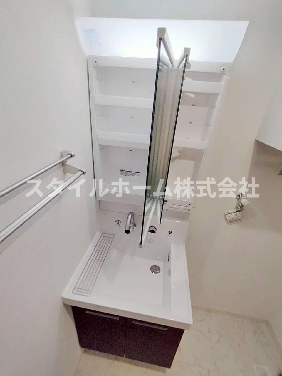 フレグランススズキAの洗面所|同建物内別部屋（間取り違います。）の写真です。