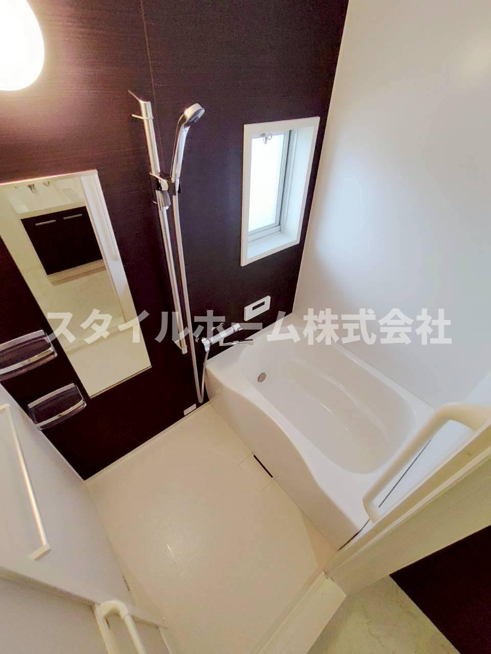 フレグランススズキAのトイレ|同建物内別部屋（間取り違います。）の写真です。