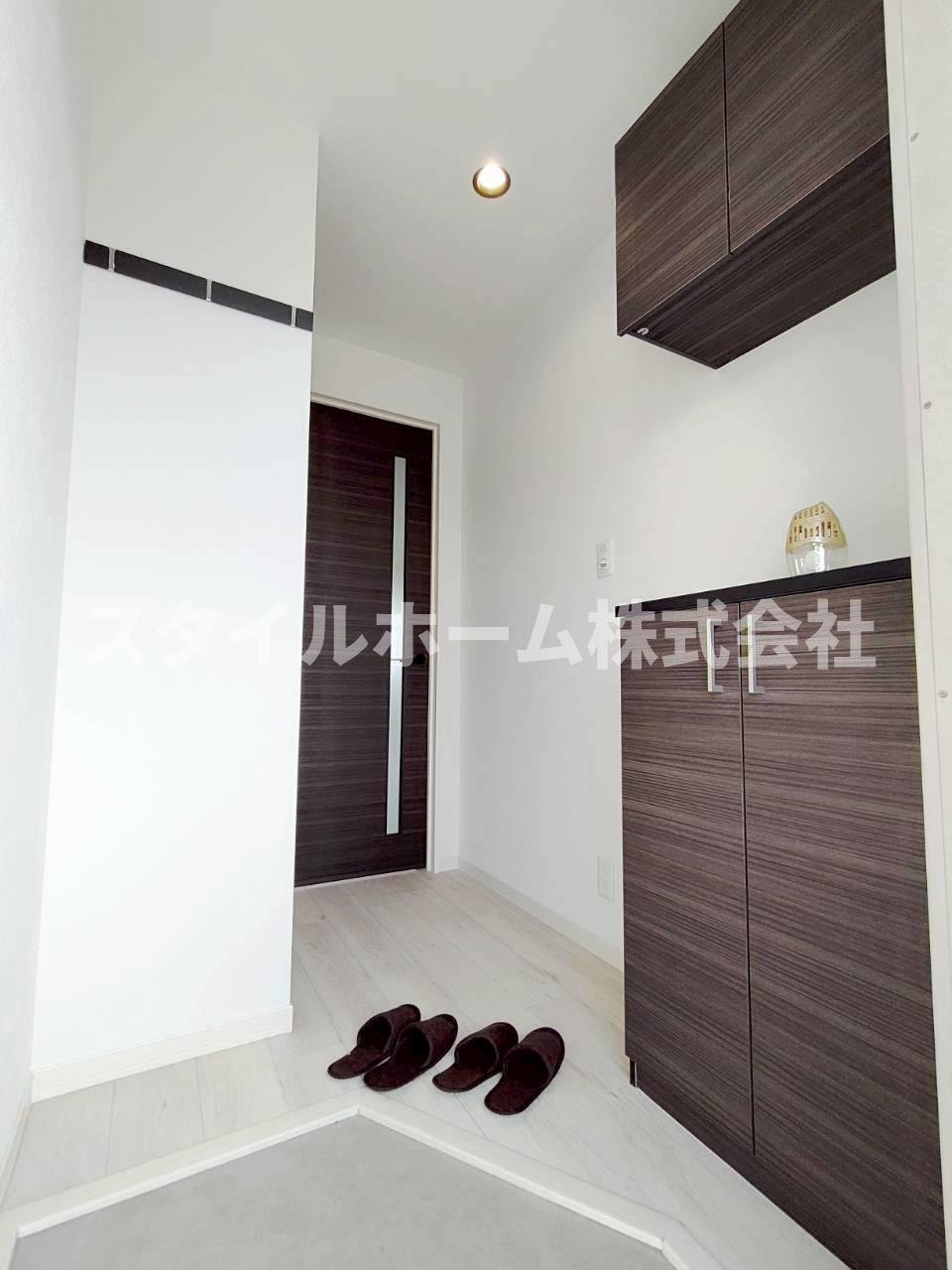 フレグランススズキAの玄関|同建物内別部屋（間取り違います。）の写真です。