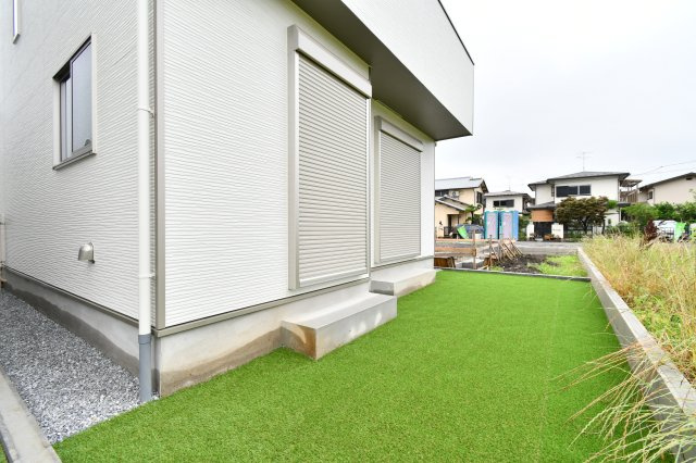 伊奈町栄１丁目46番　全8棟　F号棟の庭