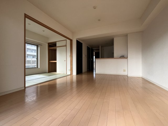レジディア東松戸の居間・リビング