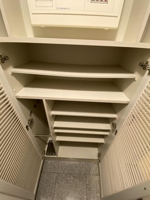 ＧＲＡＮＤ　ＶＡＮ　ＦＲＥＳＴＡＬＡ　東陽町の収納