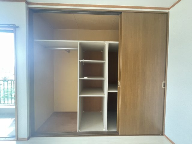 真装マンションの収納