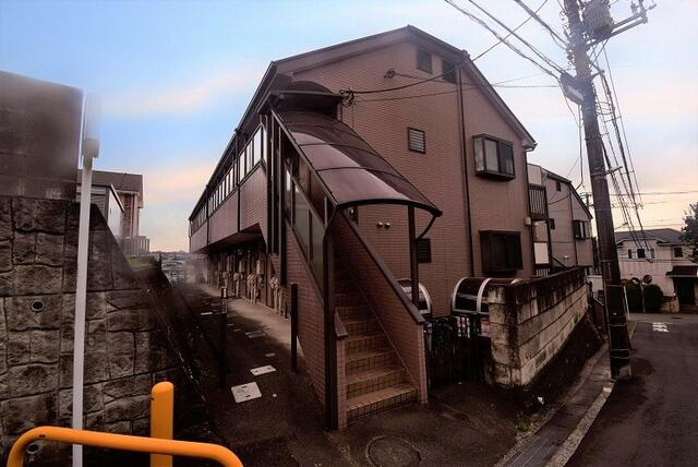 川崎市麻生区高石１丁目のアパートの周辺