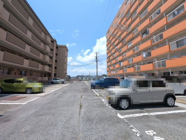 小橋方コーポラスB棟の駐車場|駐車場