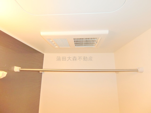 ログライフ東六郷の洗面所