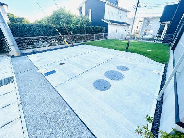 千葉市緑区高田町の駐車場