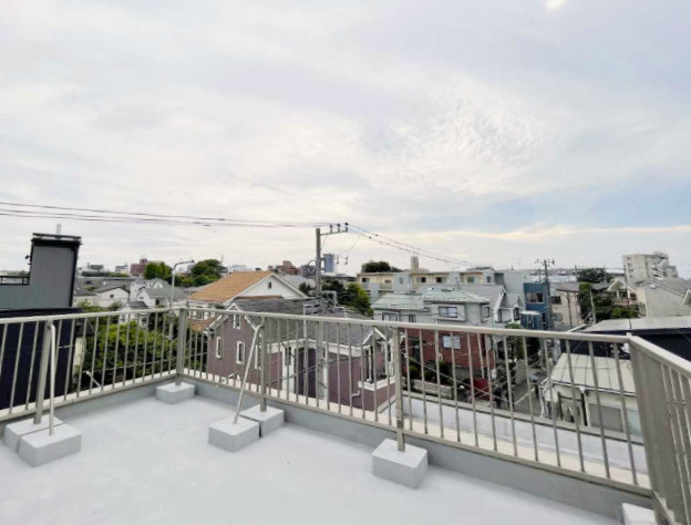 杉並区荻窪1丁目　新規リフォーム済　屋上×ガレージ付戸建の展望