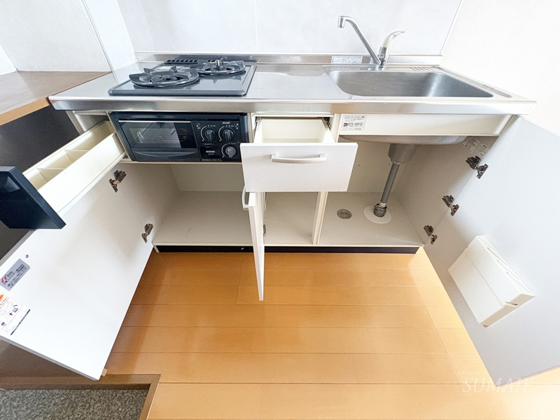 ムラカミ川口ビルのキッチン|キッチン下の収納☆