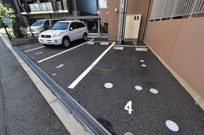 【駐車場】 | エスリード新大阪コンフォールⅠ番館
