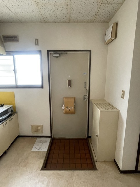 メゾン船橋の玄関