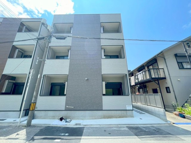 Iris淡路の外観