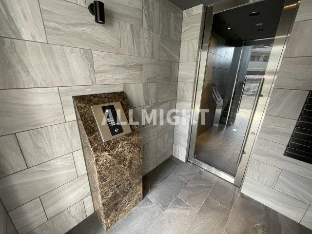 川崎市多摩区菅北浦２丁目の賃貸マンションのエントランス|
