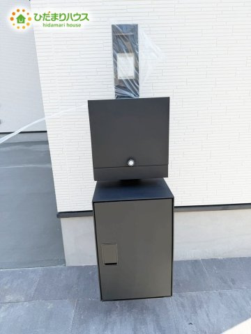 柏市西原130②　新築戸建　2号棟の玄関