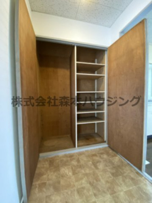 【収納】 | 　シャトー・MIYUKI | こまごまとしたものを収納できそうですね