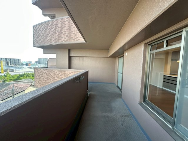 ランフォルセ香里園のバルコニー