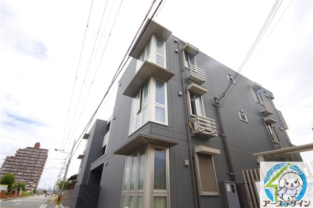 シャルムソレイユⅡ番館の外観
