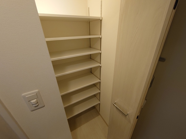 大阪市東淀川区小松１丁目のマンション