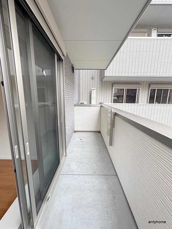 TRICERA Court　仲介手数料無料のバルコニー