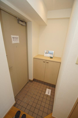 【玄関】 | レキシントンスクエア駅東