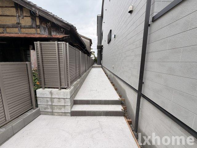 ラウレアコート総持寺Ⅱのエントランス