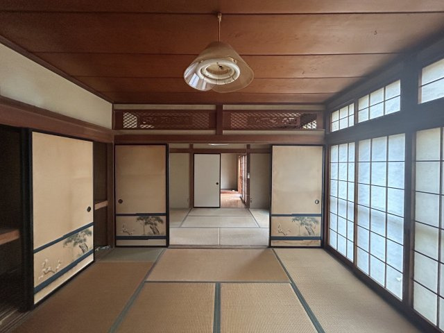 中古戸建　郡山市大槻町字針生前田　開成小・第一中の和室|壁天井クロス張替え、床建具交換、耐震補強工事、窓サッシ交換等を行う予定です。