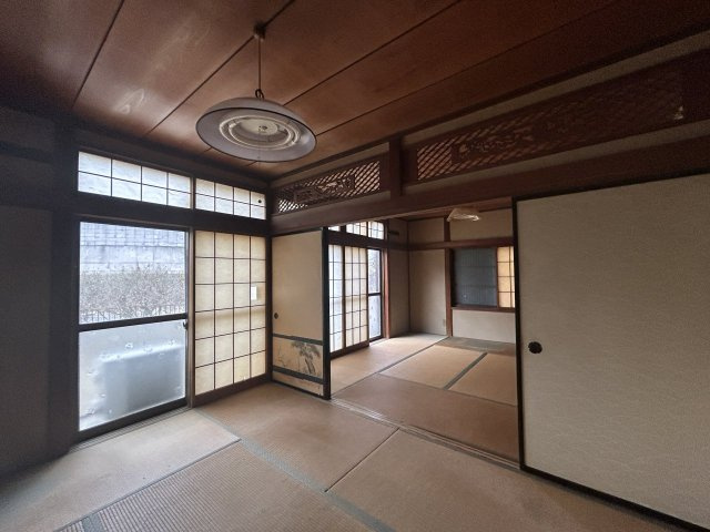 中古戸建　郡山市大槻町字針生前田　開成小・第一中の和室|壁天井クロス張替え、床建具交換、耐震補強工事、窓サッシ交換等を行う予定です。