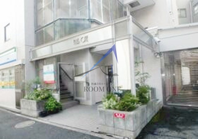 ＰＬＵＳ・ＯｎＥのエントランス|エントランスです。