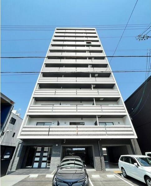 GRANDUKE千代田regariaの外観