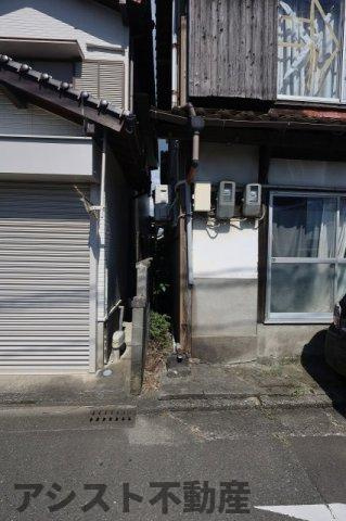 筑前町新町売地（古家付）の外観