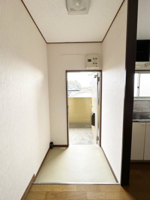 【玄関】 | 岩内マンションⅠ | ※同物件、別のお部屋の写真です。設備は現況に従います。