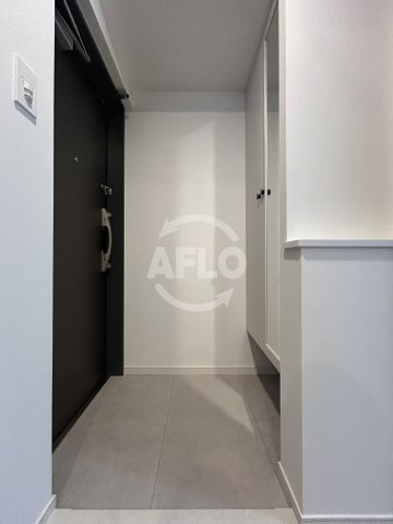 ルフォンプログレ南森町　堀川小学校区の玄関|ルフォンプログレ南森町　玄関　