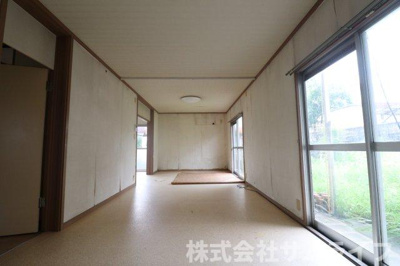 【居間・リビング】 | 鯰田4ＬＤＫ戸建