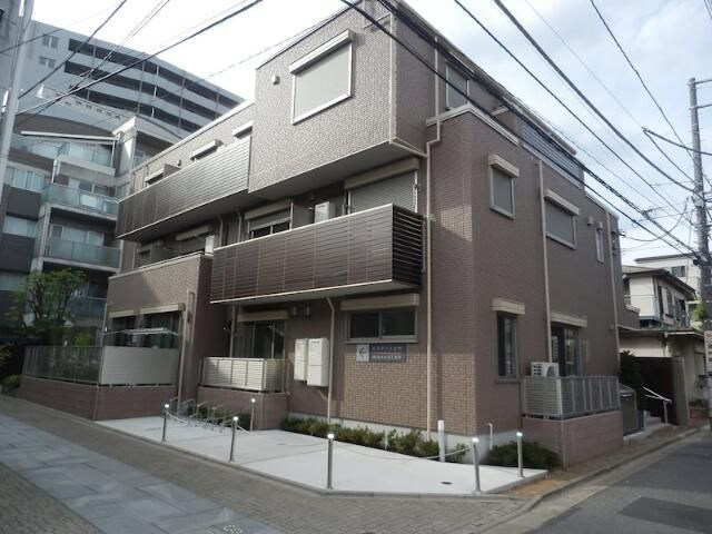 ディセットサモンの外観